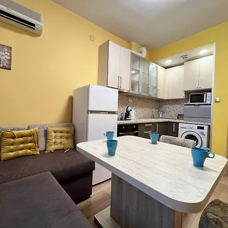 Miami 2bdr Near Vitosha Blvd W Wifi Daire *